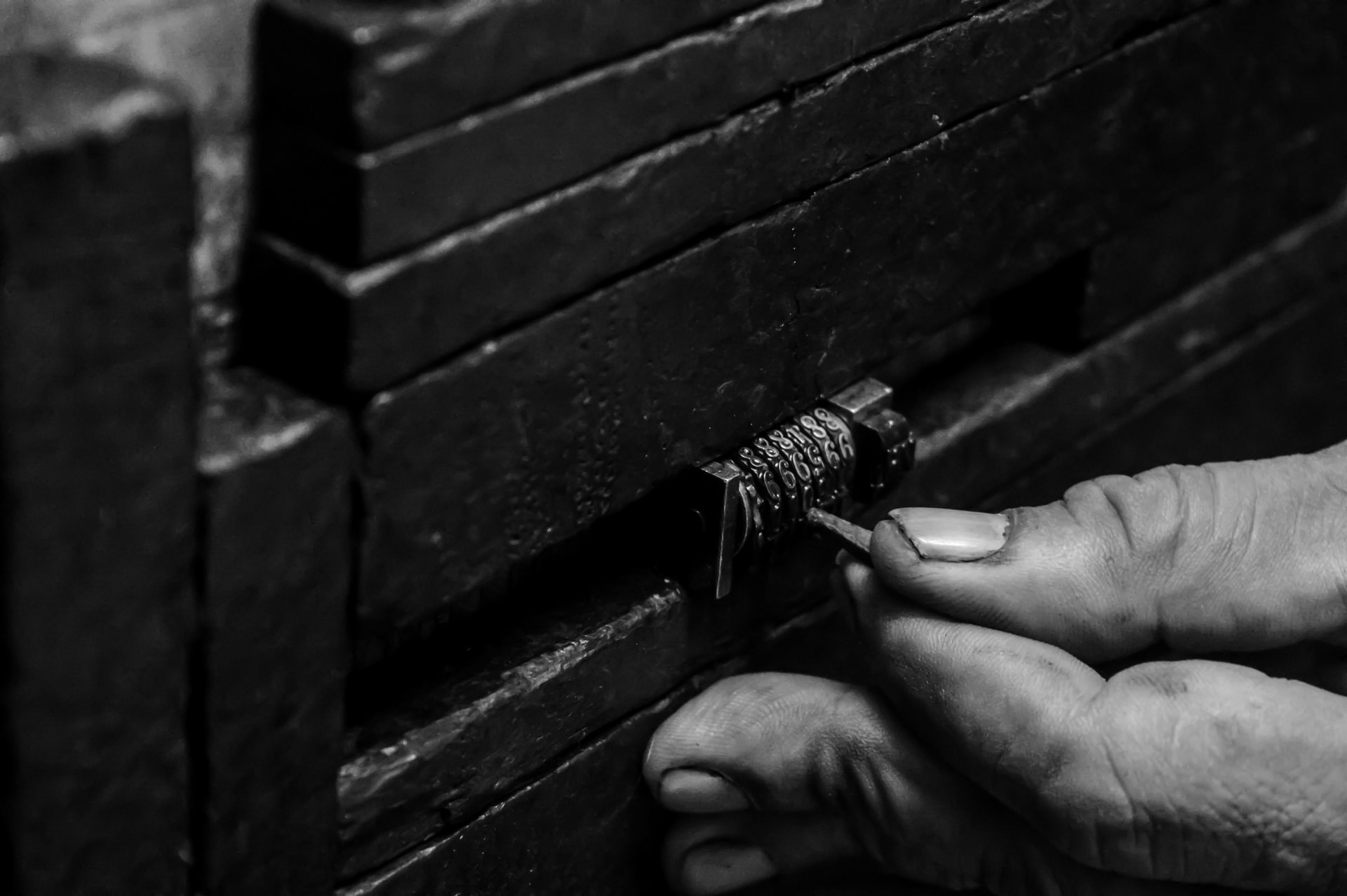 Ariel oal07 ai4o tk unsplash